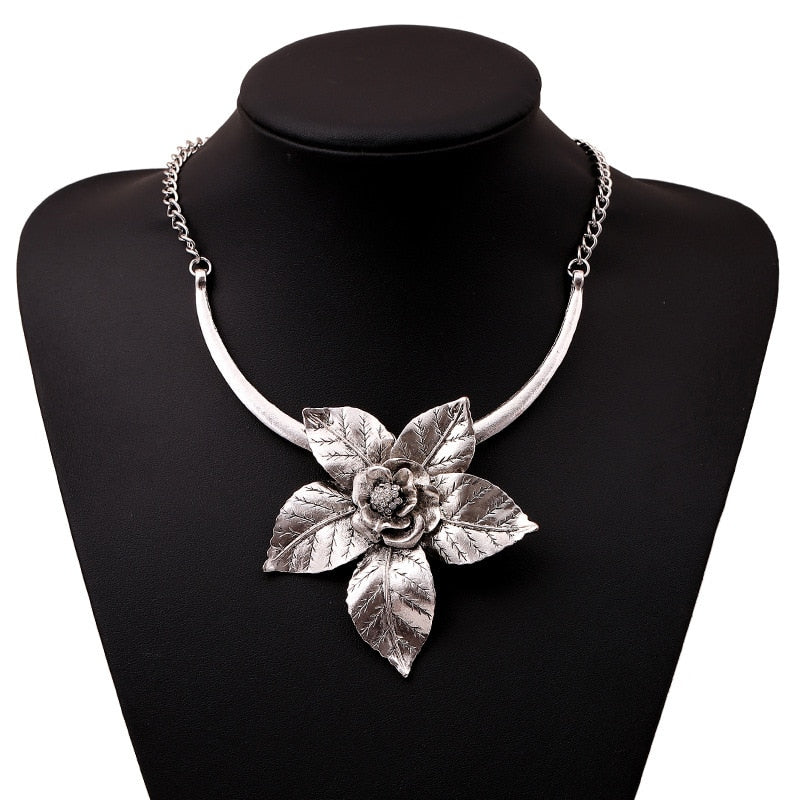 Big flower hot sale statement necklace