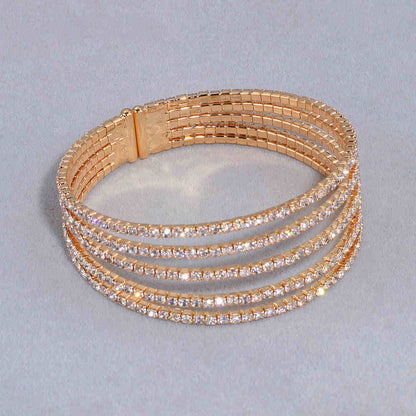 Luxury Jewelry Elegant Crystal Bangle Bracelet for a Friend with Zircon in Silver Color