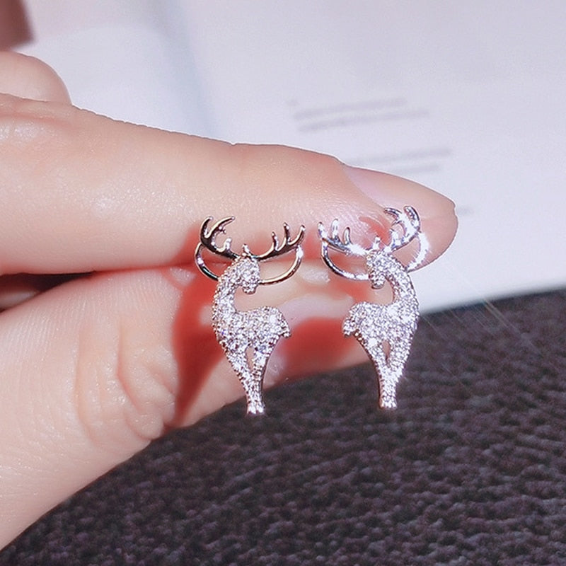 Animal Jewelry Deer Stud Earrings For Women in Gold Color and Silver Color
