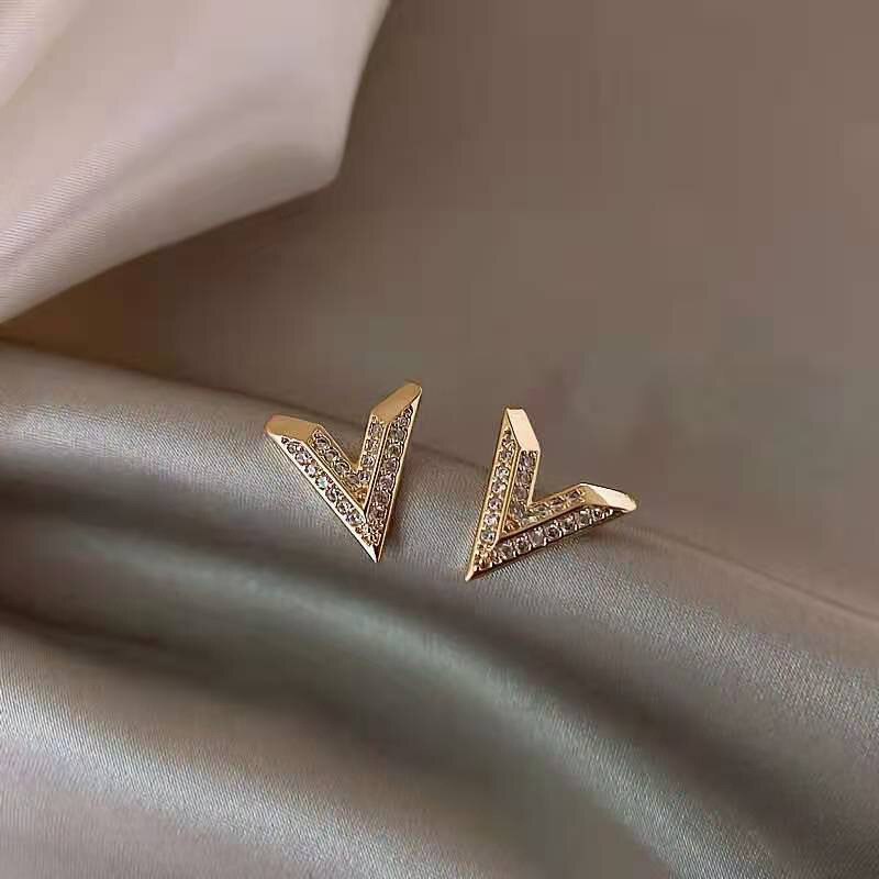 Fashion Jewelry V Word Stud Earrings For Women in Gold Color and Silver Color