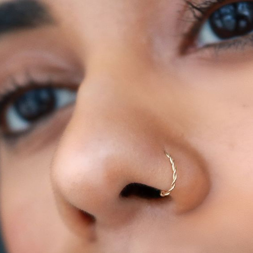 Piercing Jewelry Twist U Shape Nose Ring for Women in Gold Color