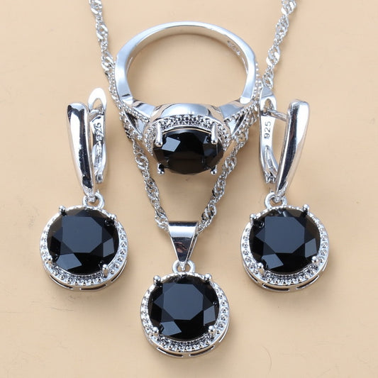 Vintage Jewelry Round Black Crystal Jewelry Set for a Friend with Zircon in Gold Color