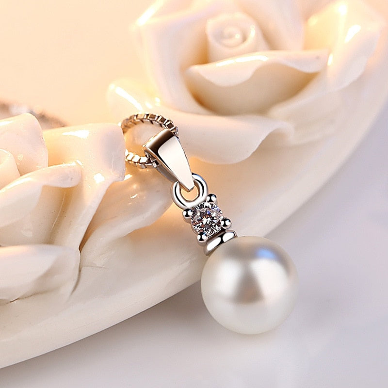 Fine Jewelry Pearl Pendant Necklace for Women with Zircon in 925 Sterling Silver
