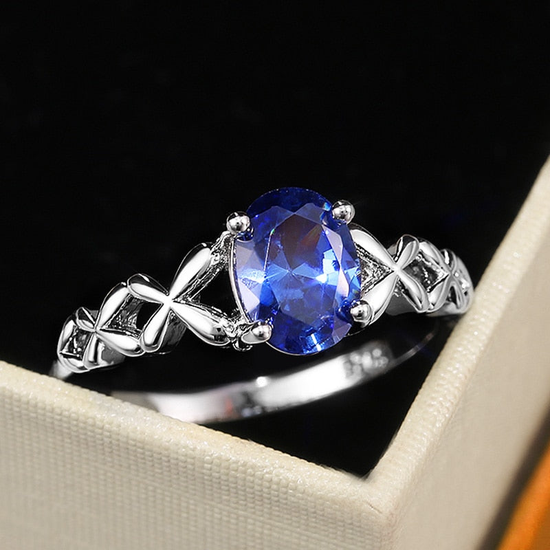 Fashion Jewelry Romantic Blue Oval Cut Cubic Zircon Cocktail Ring for Women