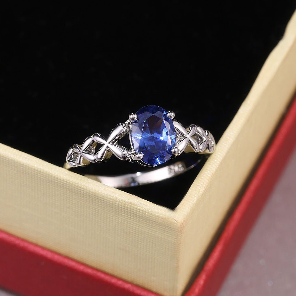 Fashion Jewelry Romantic Blue Oval Cut Cubic Zircon Cocktail Ring for Women