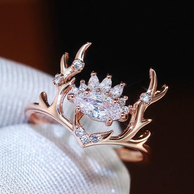 Fashion Jewelry Elk Designed Rings for Women with Zircon in Rose Gold Color