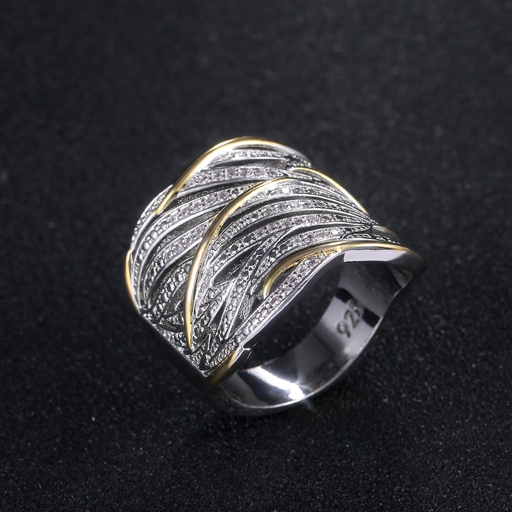 Fashion Jewelry Hollow Geometric Puzzle Ring with Zircon in Silver Color