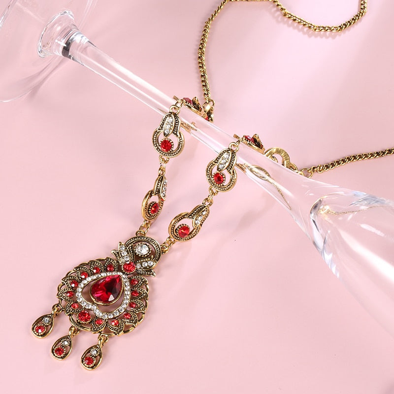India Jewelry Mosaic  Red Crystal Jewelry Set for a Friend with Zircon in Gold Color