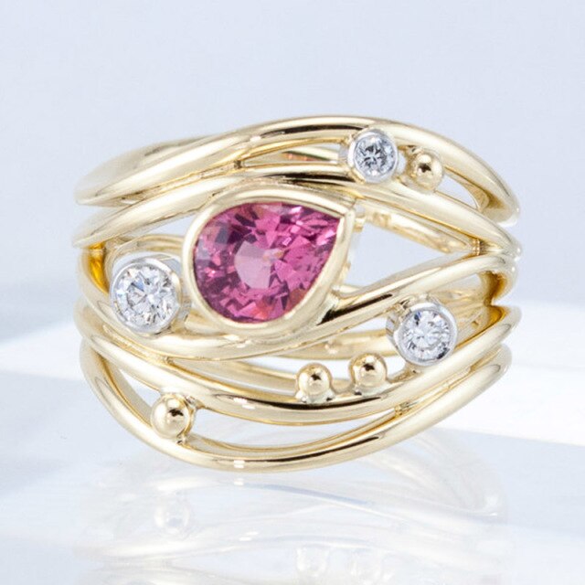 Fashion Jewelry Elegant Pink Pear Cut Cubic Zircon Fashion Ring for Women