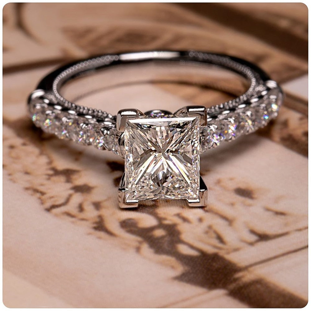 Luxury Princess Cut Zircon Engagement Rings for Women in Silver Color