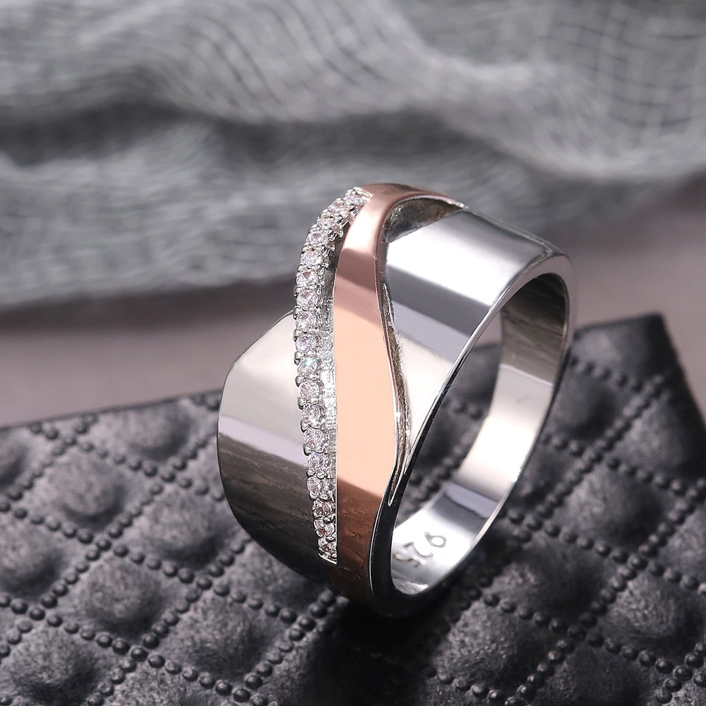 Fashion Jewelry Metal Geometric Puzzle Ring for Women with Zircon in Silver Color