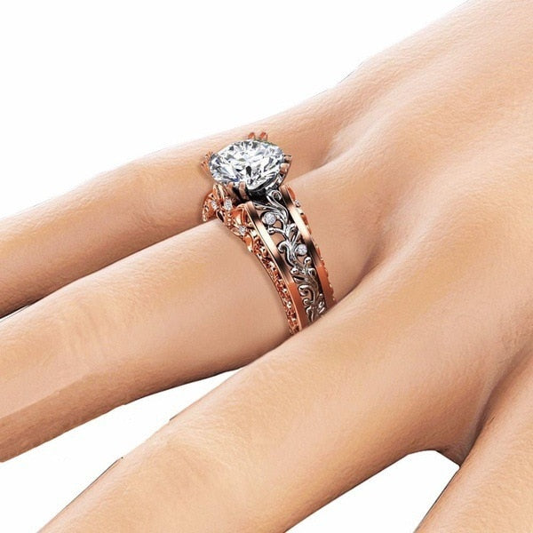 Wedding Jewelry Romantic Round Cut Zircon Engagement Ring for Women in Gold Color