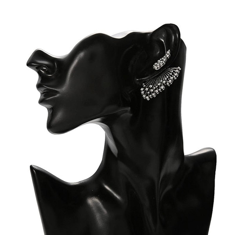 Fashion Jewelry Unique Design Zircon Stud Earrings for Women in Silver Color