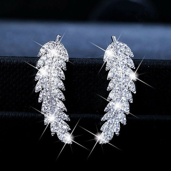 Fashion Jewelry Luxury Leaf Stud Earrings for Women with Zircon in Silver Color