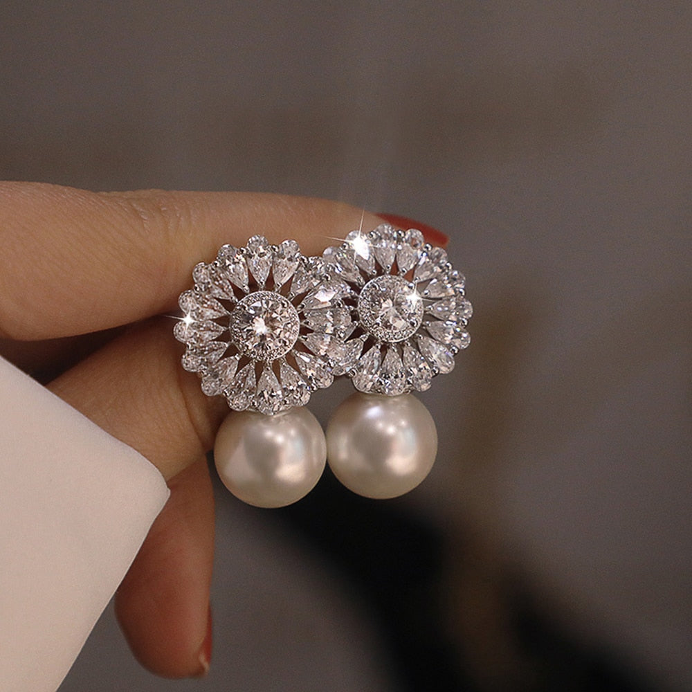 Wedding Jewelry Elegant Flower Stud Earrings for Bridal with Pearl and Zircon