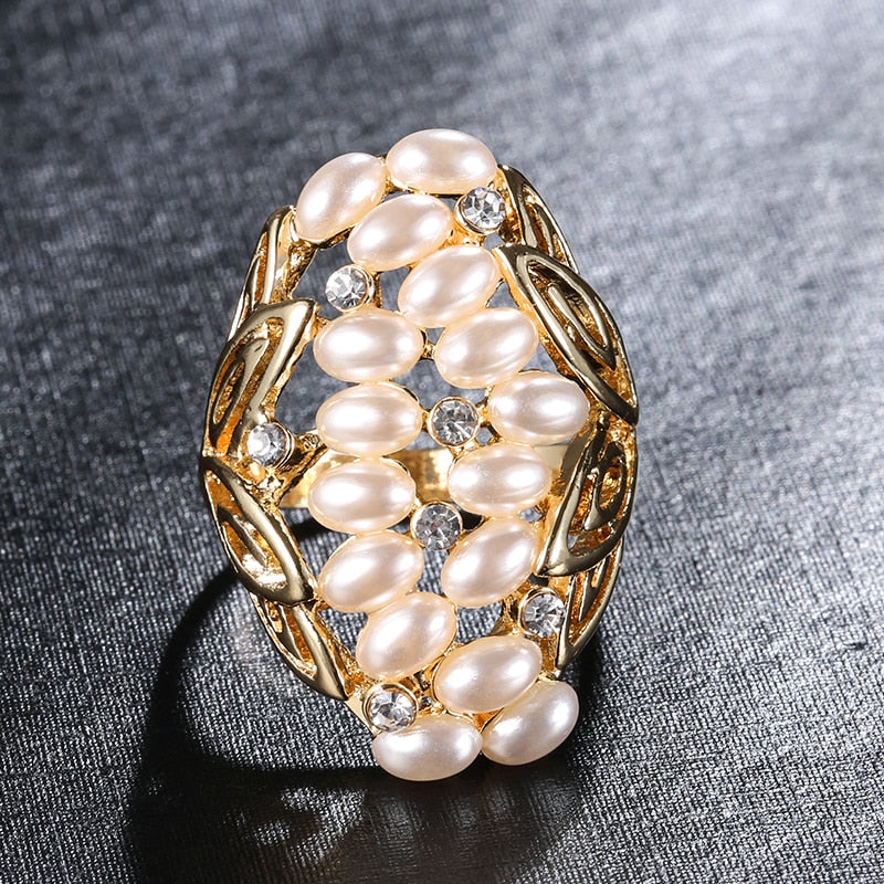 Fashion Jewelry Leaf Pearl Ring For Women with Zircon in Gold Color