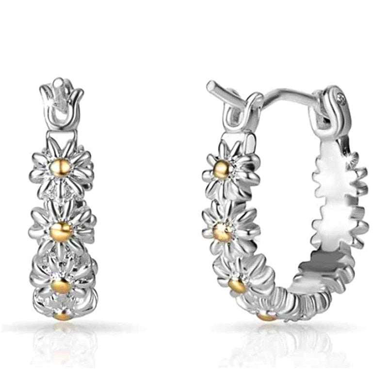 Trendy Jewelry Daisy Flower Hoop Earrings for Women with Zircon in Silver Color