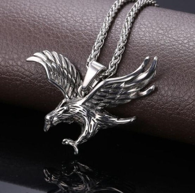 Punk Style Statement Eagle Pendant Necklace for Women and Men in Gold Color