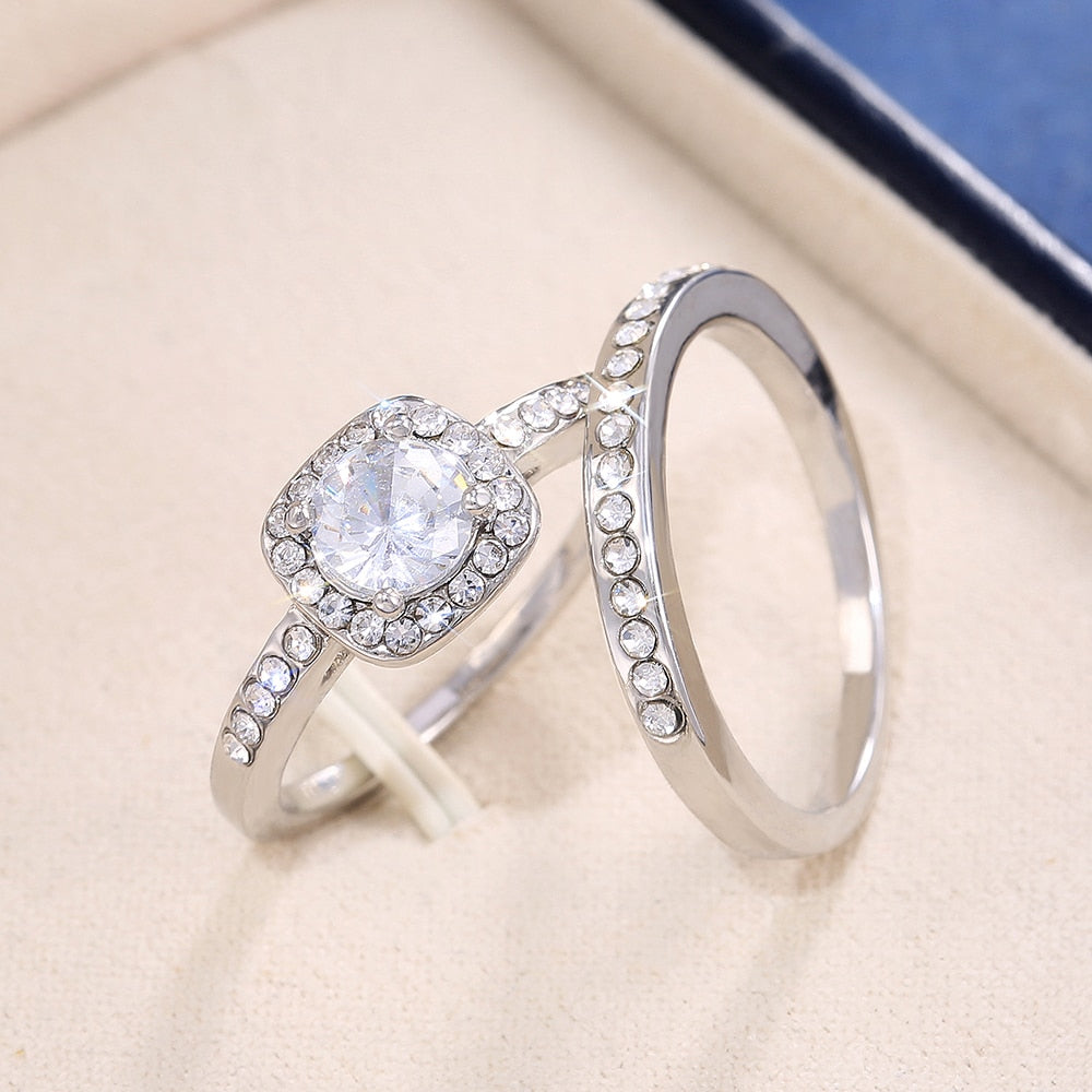 Engagement Jewelry Classic Straight Band Rings with Round Cut Zircon in Silver Color