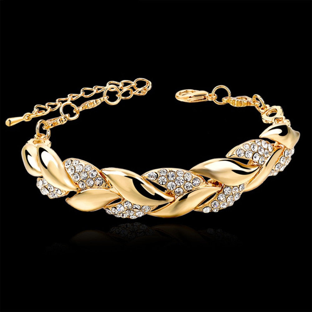 Elegant Bohemian Bracelet for Women with Luxury Rhinestone in Gold Color