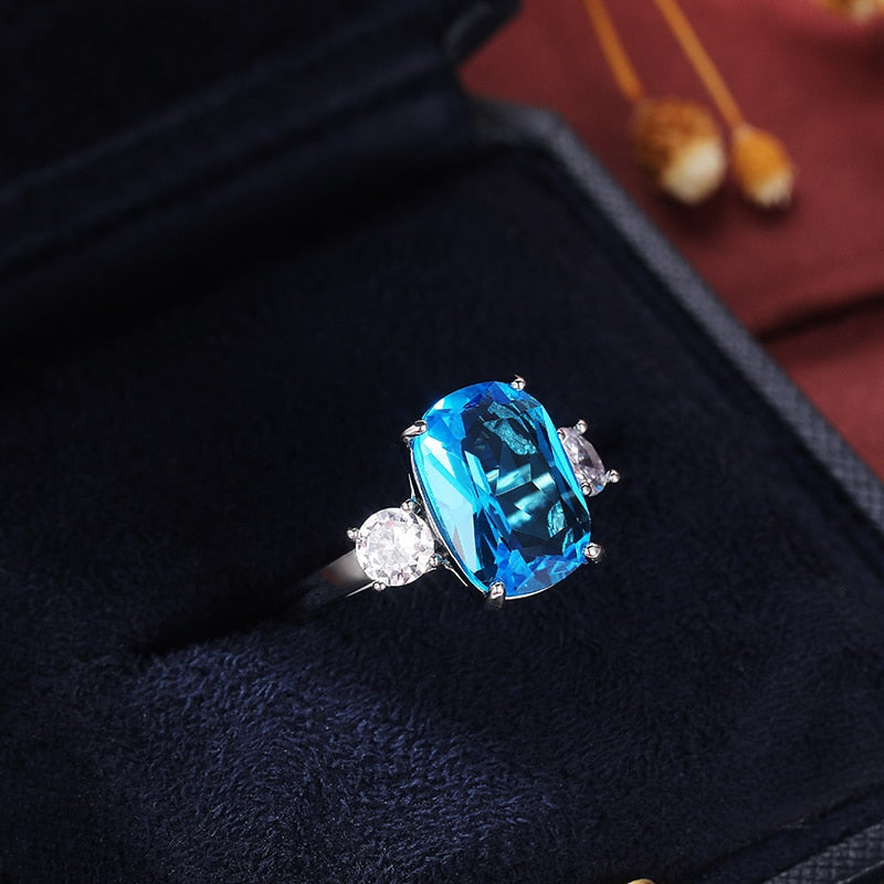 Statement Jewelry Luxury Blue Radiant Cut Cubic Zircon Cocktail Ring for Girl