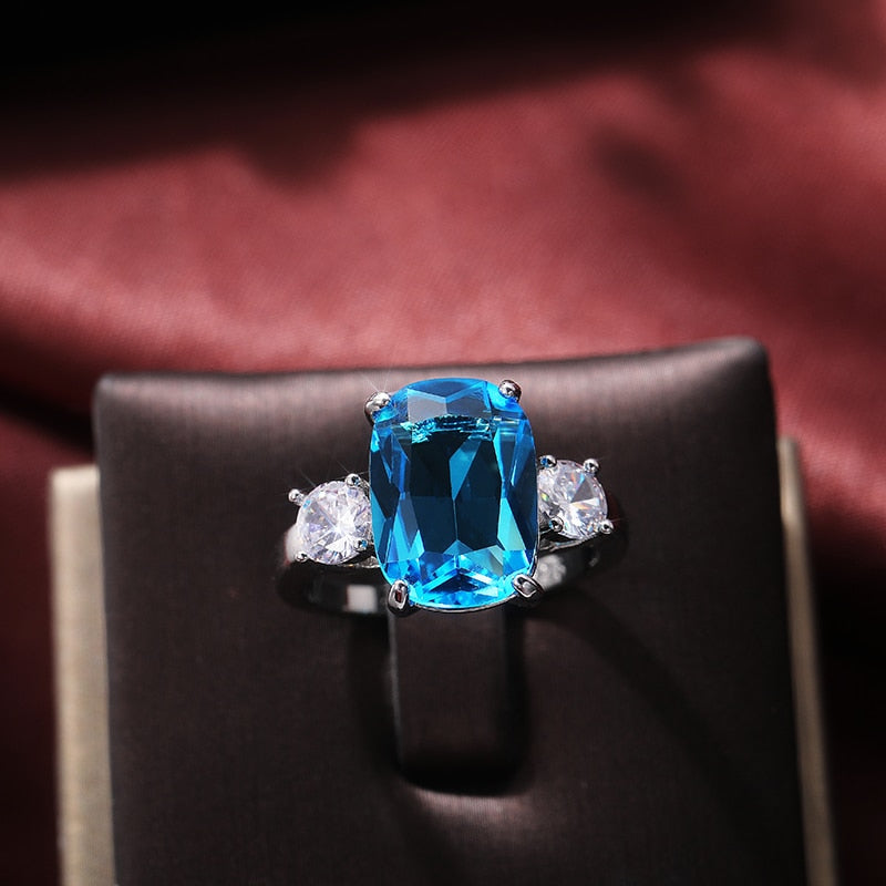 Statement Jewelry Luxury Blue Radiant Cut Cubic Zircon Cocktail Ring for Girl