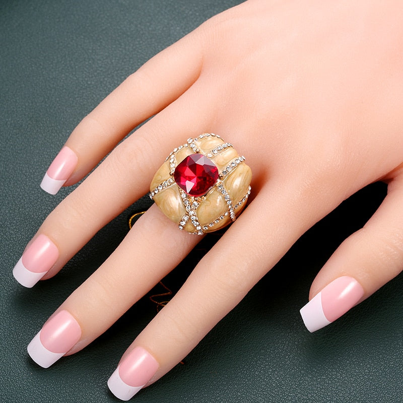 Trendy Jewelry Cocktail Rings for Women with Crystal in Gold Color