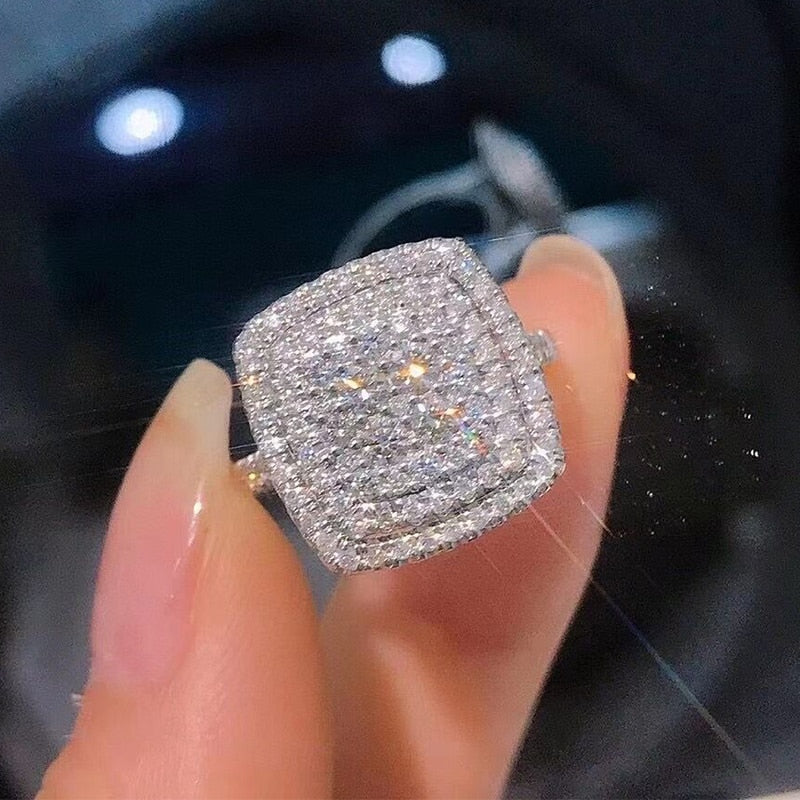 Trendy Jewelry Elegant Dazzling Full Micro Paved Cubic Zircon Cocktail Ring