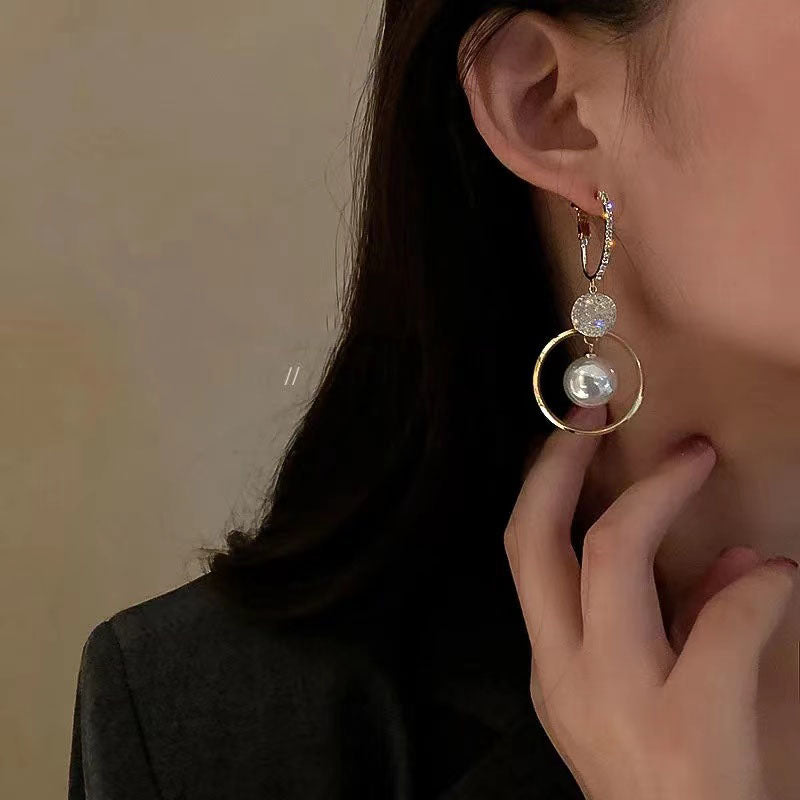 Trendy Jewelry Elegant White Pearl Earrings for Women in 925 Sterling Silver