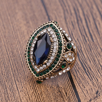 Vintage Jewelry Resin Sapphire Rings For Women with Zircon in Silver Color